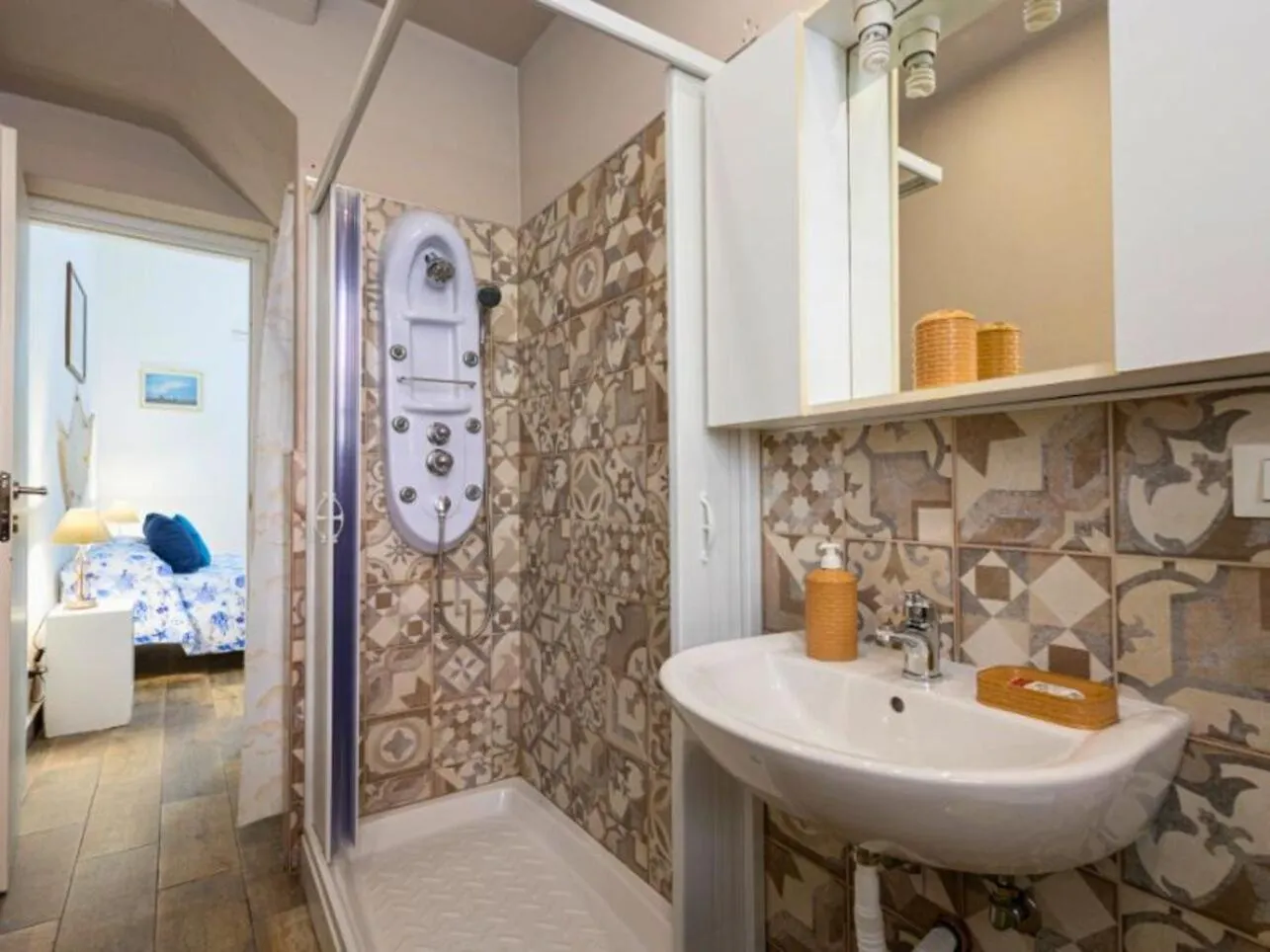 Lovely Apartment In Palermo-Sferracavallo Italia